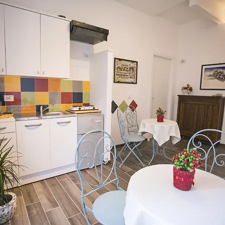 Le Stanze Di Silvia Guest house